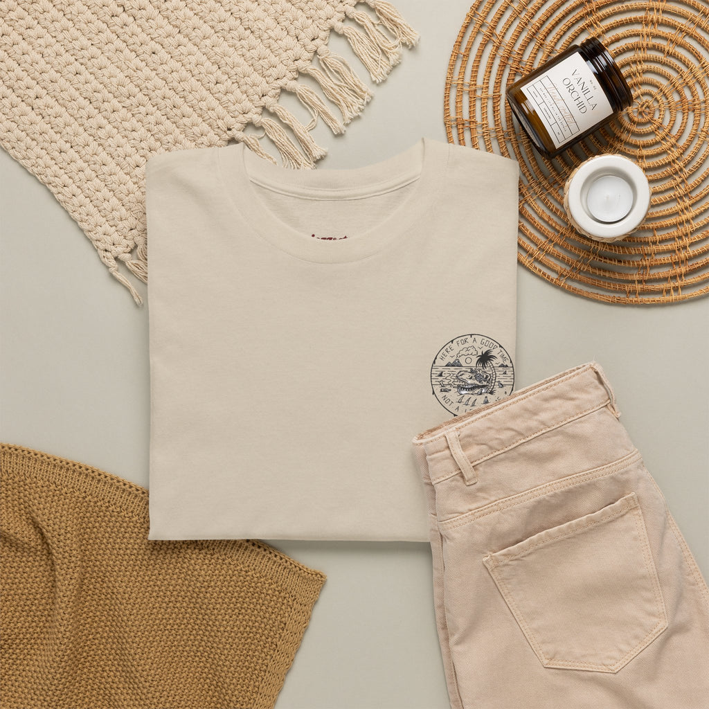 Vintage-Inspired Circular Graphic T-Shirt